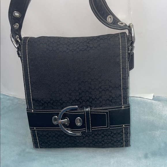 Vintage Coach ‘Soho’ Flap Shoulder Bag - Picture 1 of 16